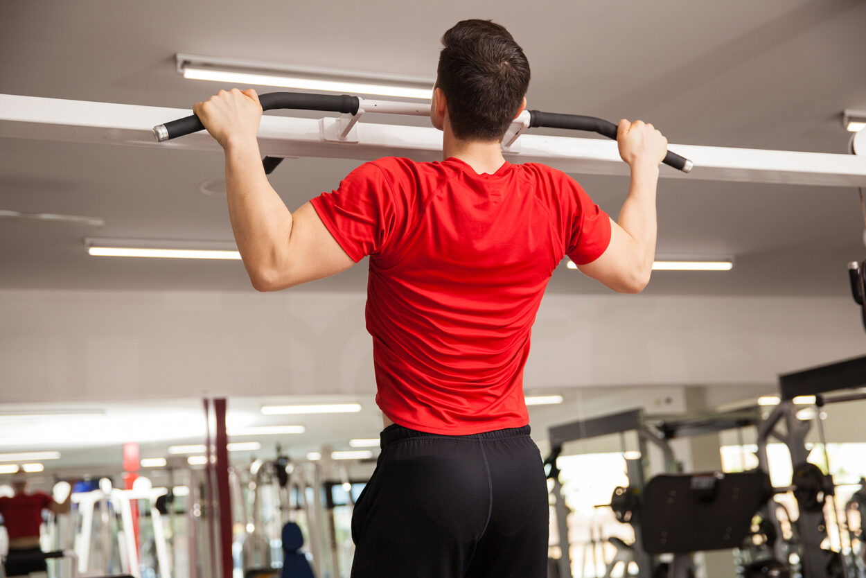 How to progress to an unassisted pull up - Straight Fitness